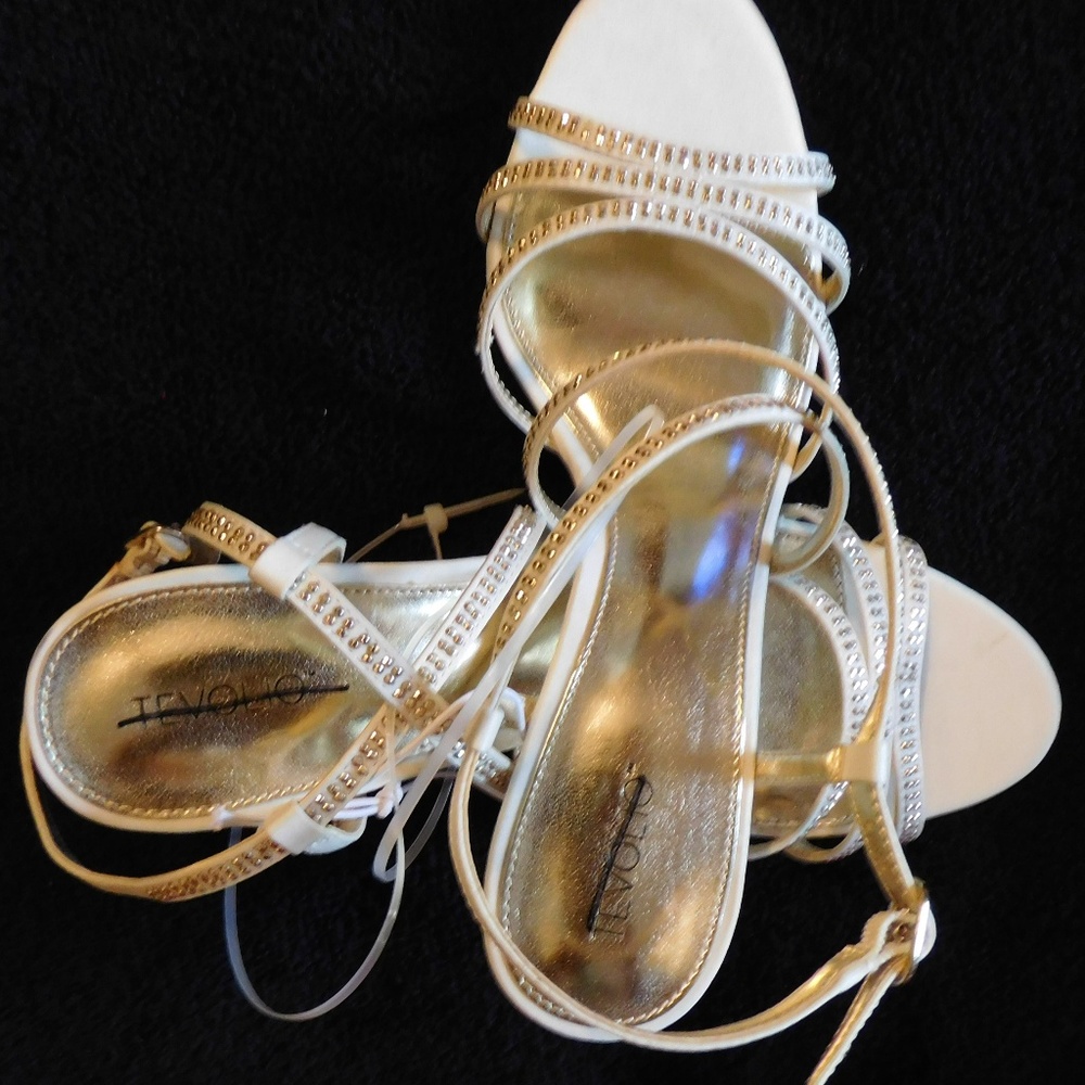 Tevolio WHITE Shoes